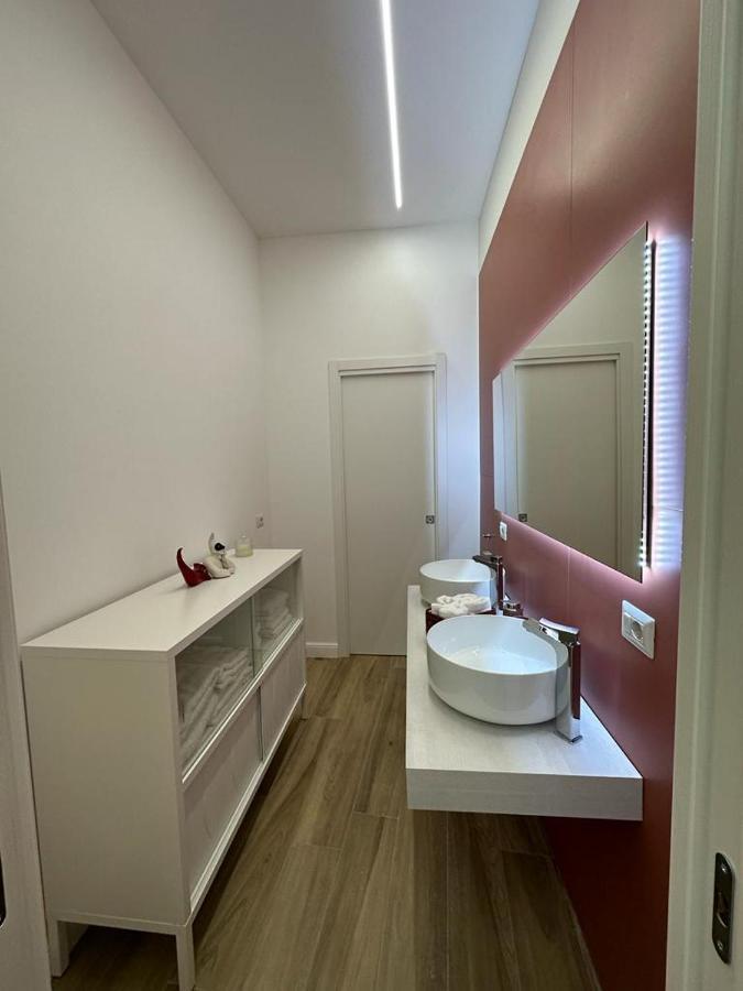 Napoli Centro - Di&Da Guest House Экстерьер фото