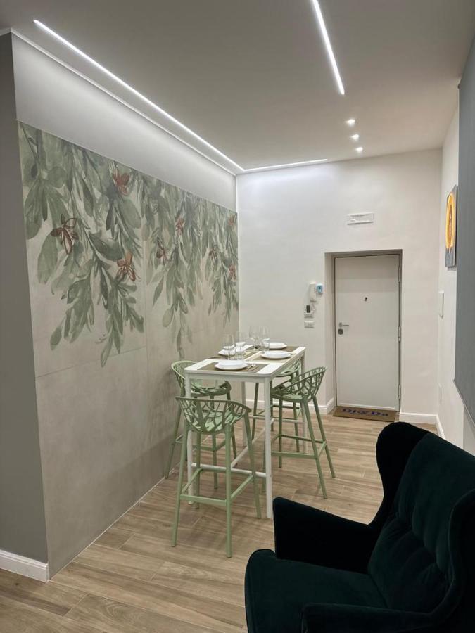 Napoli Centro - Di&Da Guest House Экстерьер фото